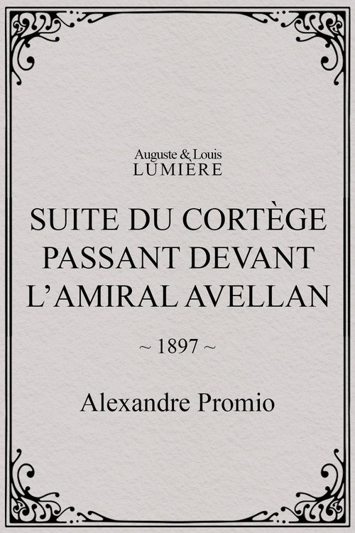 Suite du cortège passant devant l’amiral Avellan