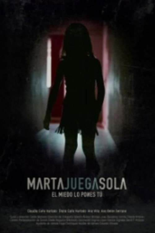 Marta juega sola